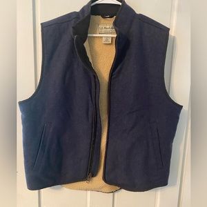 Men's LL bean vest, size large